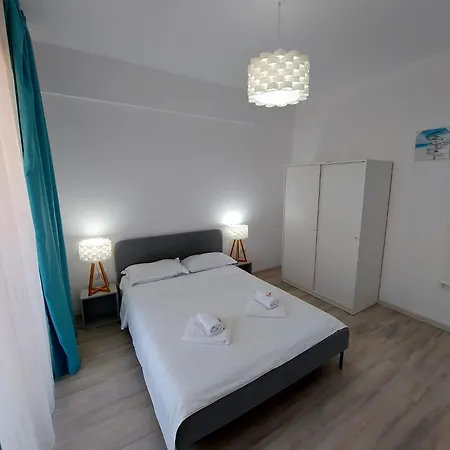 Turquoise Summer Mamaia Nord Apartment Navodari