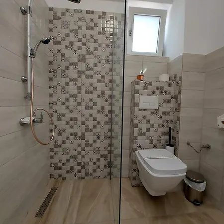 Turquoise Summer Mamaia Nord Apartment Navodari